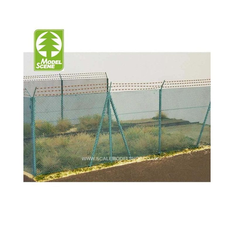 1/72 - 1/87 Fence - High Chain With Barbed Wire Model Scene 48140 1/72 - 1/87 Fence - High Chain With Barbed Wire Model Scene 48140