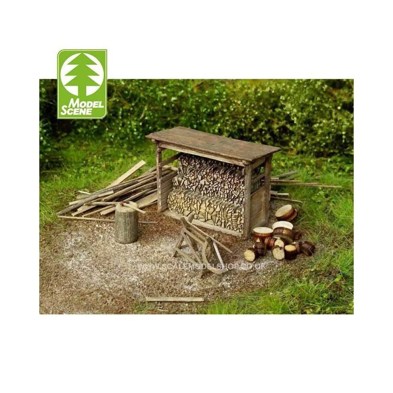 1/87 - HO - Woodshed With Tools Model Scene 98516 1/87 - HO - Woodshed With Tools Model Scene 98516
