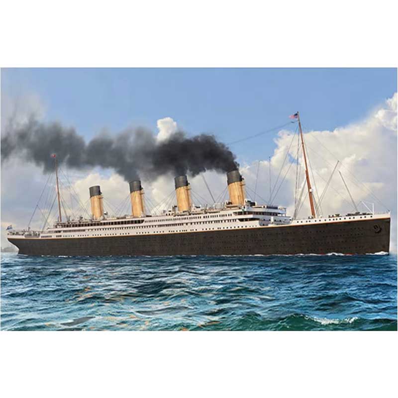1/700 Titanic 83420 Hobbyboss 1/700 Titanic 83420 Hobbyboss